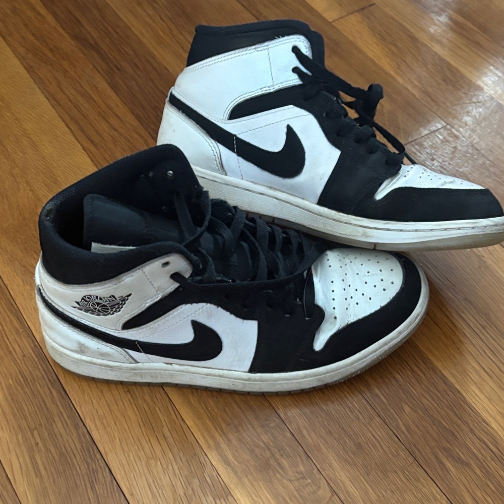 Air Jordan 1 mid SE Diamond black and white size 7